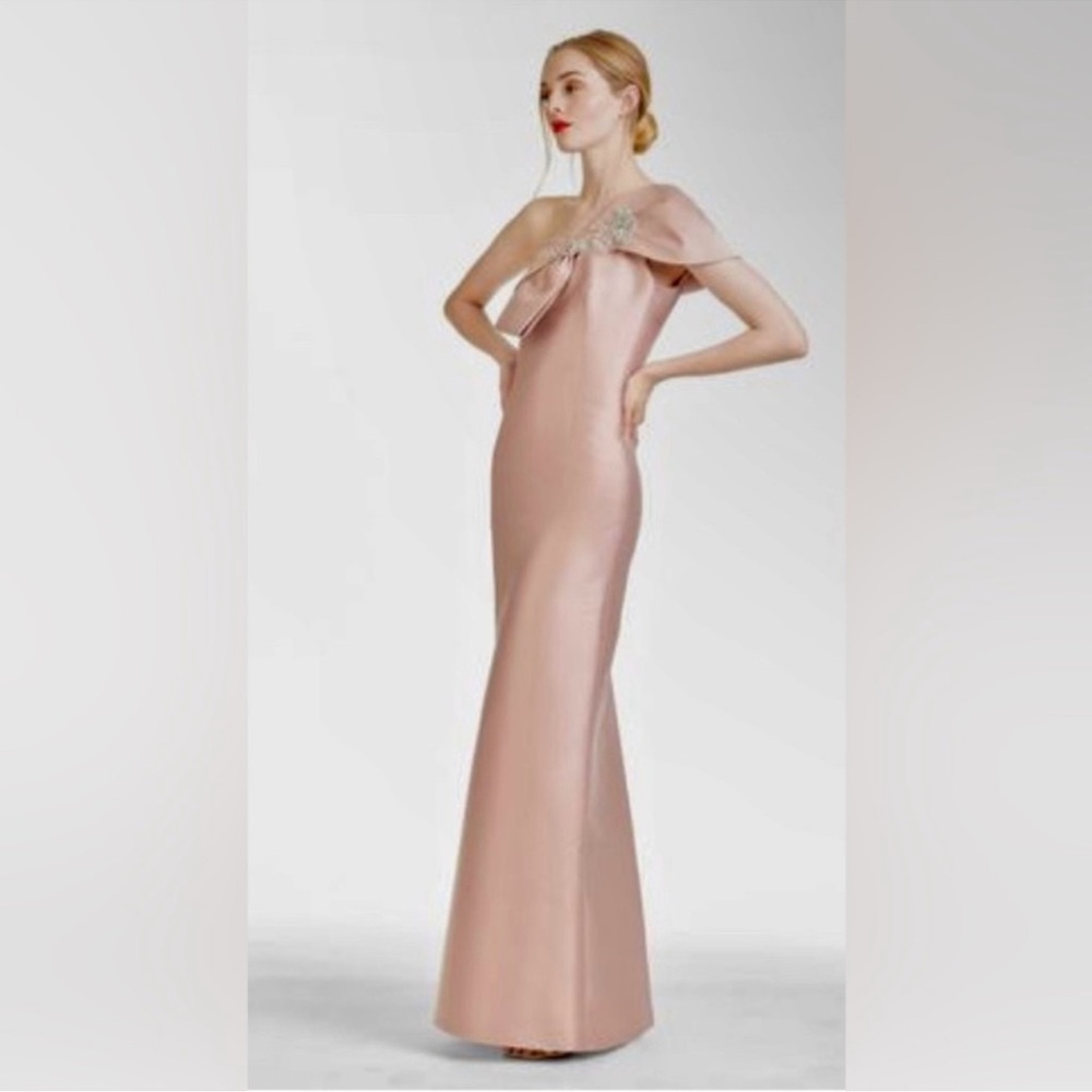 Sachin & Babi Ines Gown - Picture 10 of 11
